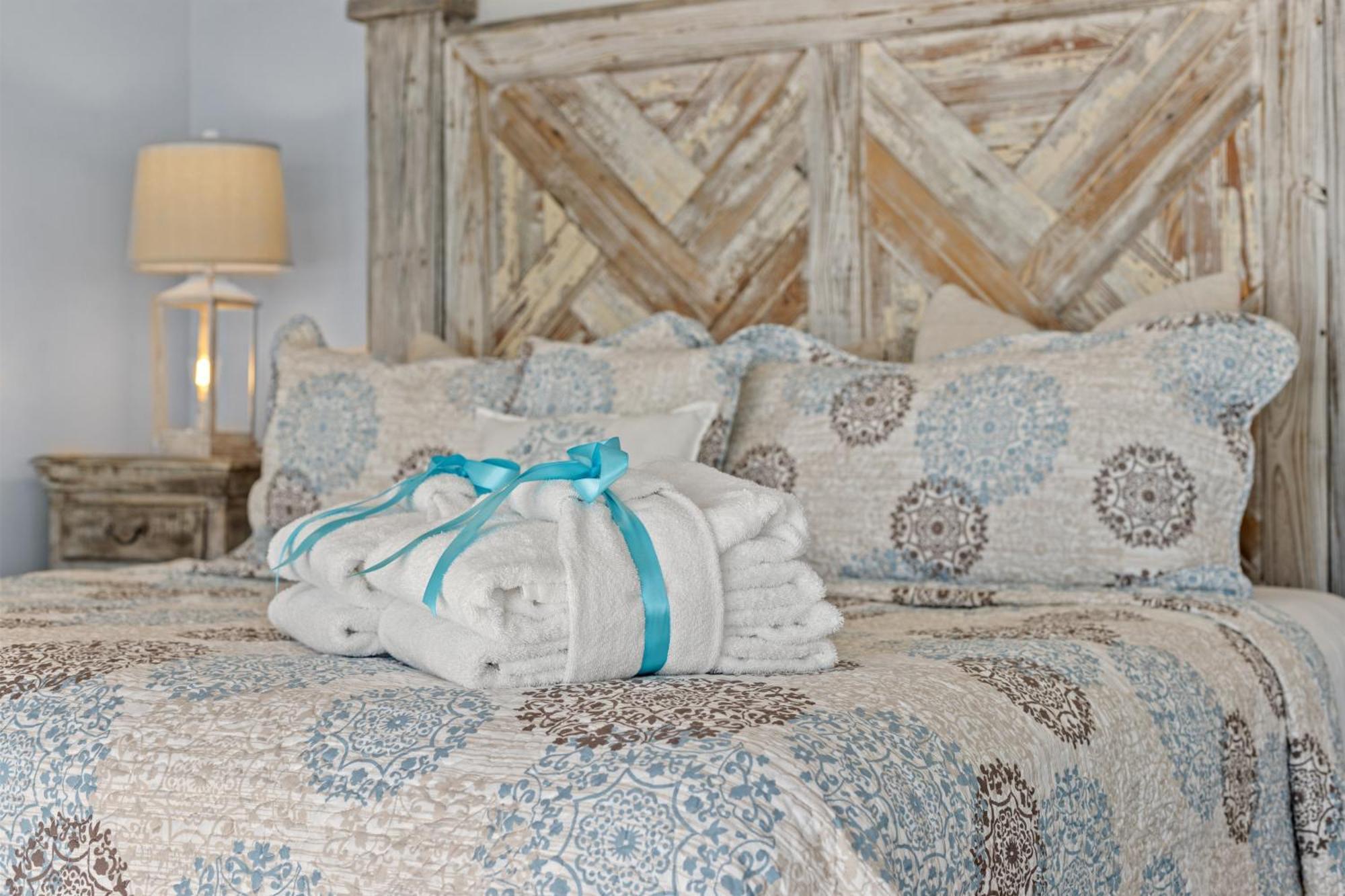 Luxury Gulf Front Property! Directly On The Beach! Sleeps 15! Panama City Beach Exterior foto